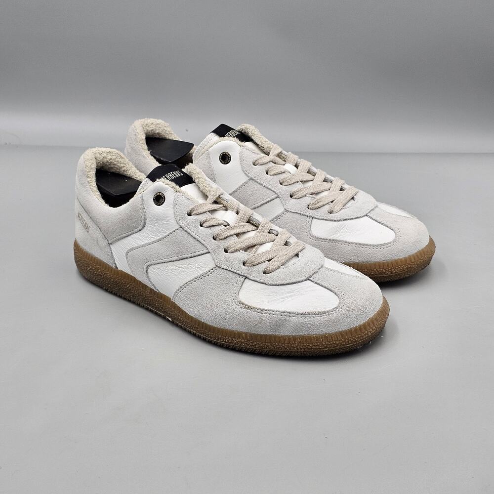 Women’s Athletic Sneakers in White and Light Gray